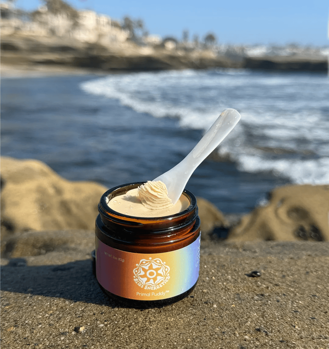 This blend by bliss energetics australia is extremely unique because the base oils provide a natural source of vitamin K2 and D3, both traditionally recognised for supporting the movement of minerals within the body, including to the teeth.